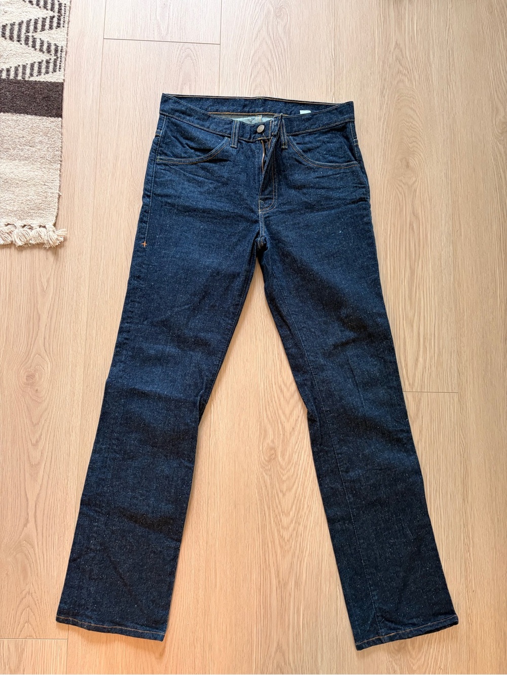 Imogene + Willie Classic Women's Dark Blue Selvedge Straight-Leg Mid Rise Jeans